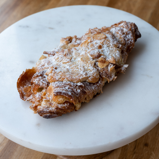 Croissant aux amandes
